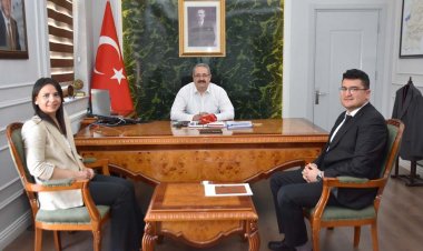 SALİHLİ KAYMAKAMI SAĞLAM'A İL GÖÇ İDARESİ MÜDÜRÜ ARIT'TAN ZİYARET